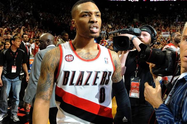 NBA新赛季初探：火箭湖人表现优异 字母哥遭遇困境
